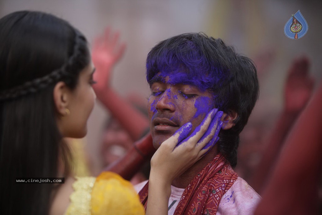Ambikapathy Tamil Movie Stills - 14 / 17 photos