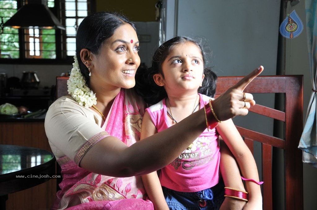 Amma Ammamma Tamil Movie Stills - 6 / 30 photos