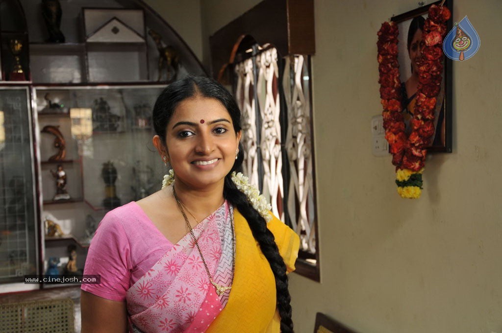 Amma Ammamma Tamil Movie Stills - 11 / 30 photos