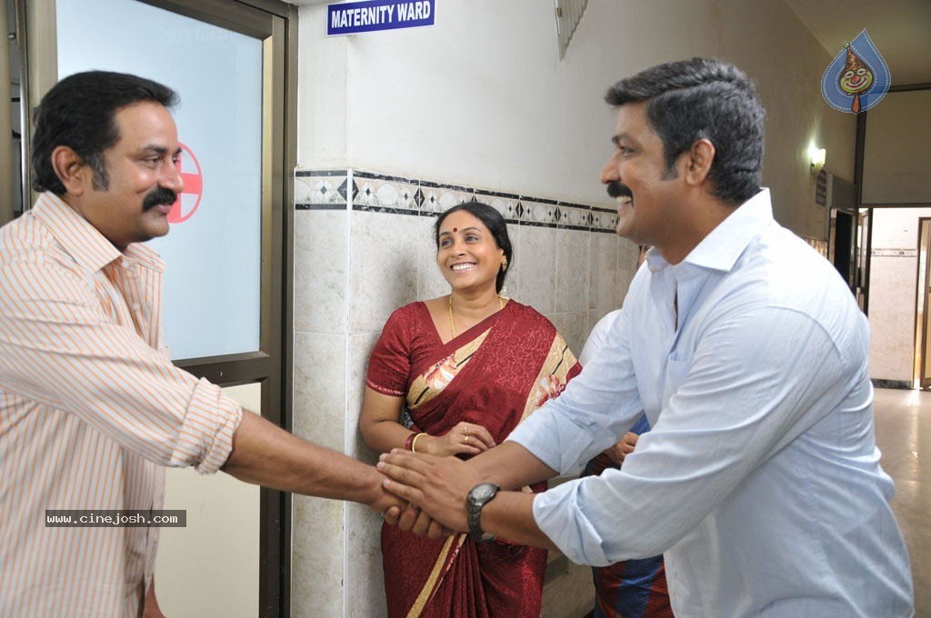 Amma Ammamma Tamil Movie Stills - 29 / 30 photos