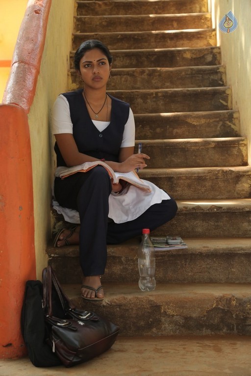 Amma Kanakku Tamil Movie Photos - 23 / 57 photos