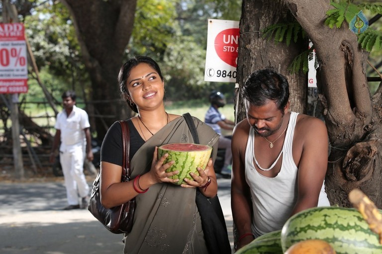 Amma Kanakku Tamil Movie Photos - 30 / 57 photos