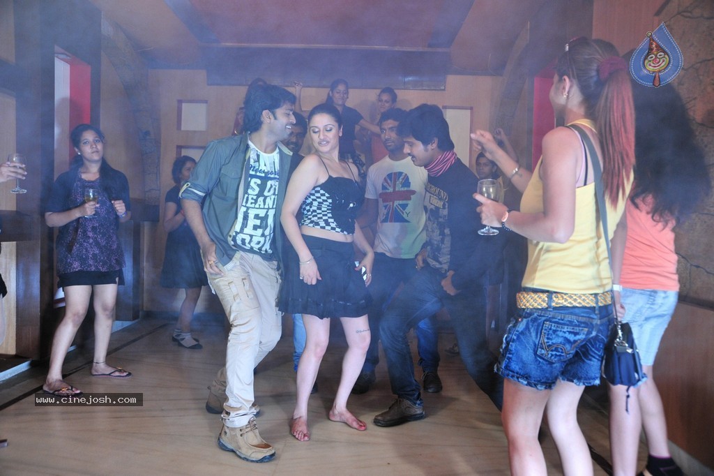 Amma Nanna Oorelithe Movie Item Song Stills - 37 / 94 photos