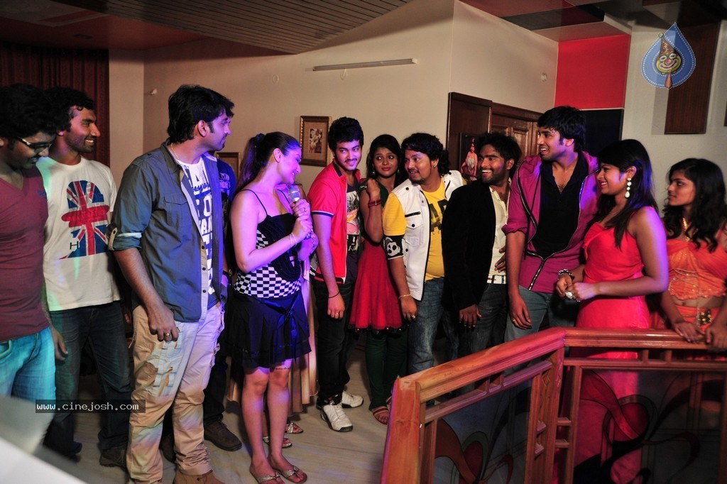 Amma Nanna Oorelithe Movie Item Song Stills - 65 / 94 photos