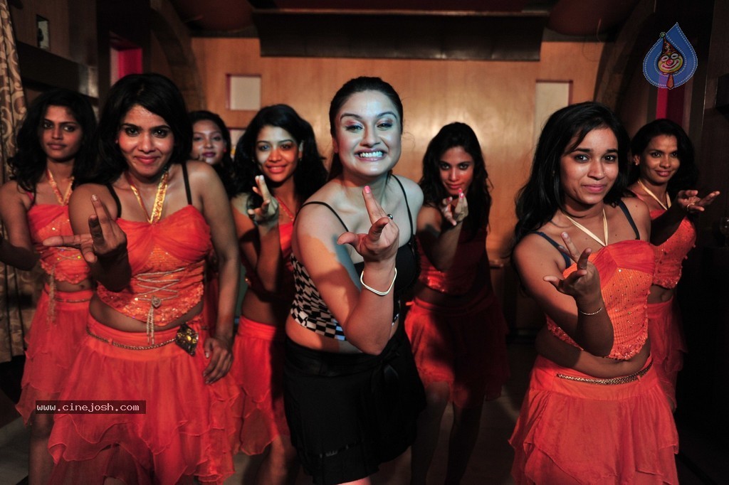 Amma Nanna Oorelithe Movie Item Song Stills - 77 / 94 photos