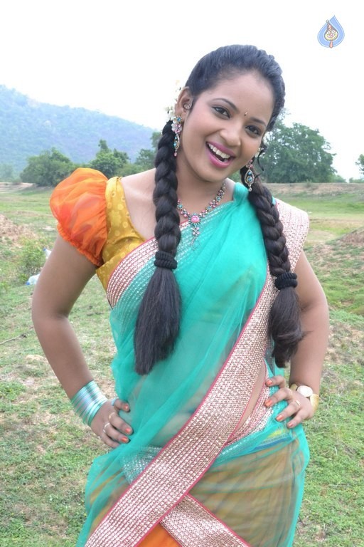 Ammayi Aaruguru Movie Photos - 28 / 50 photos