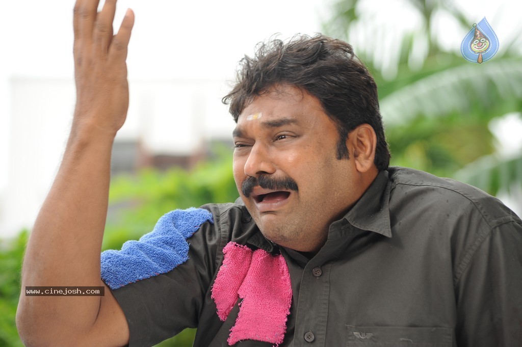 Amrutham Chandamamalo Stills - 7 / 39 photos