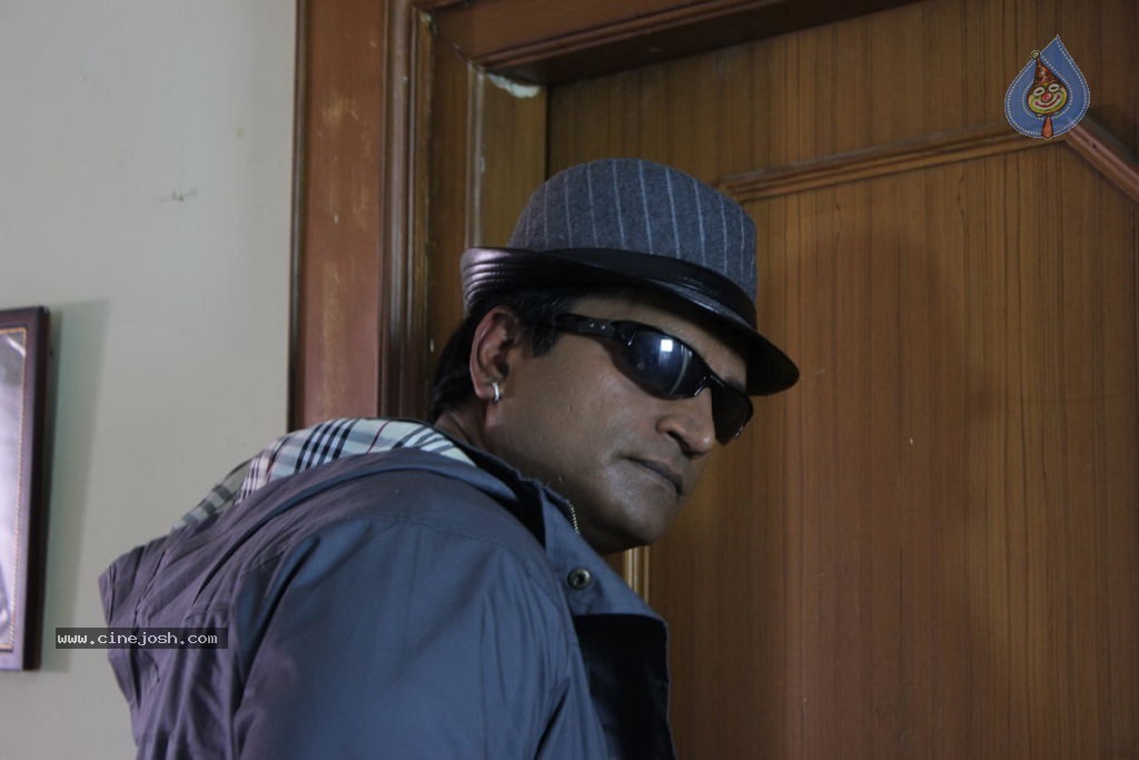 Anaganaga Movie Hot Stills - 240 / 273 photos