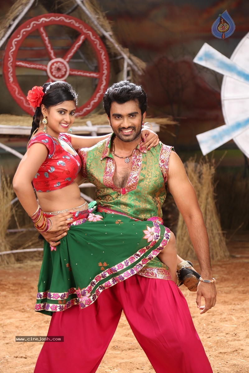 Anaganaga Oka Chitram Movie Stills - 7 / 9 photos