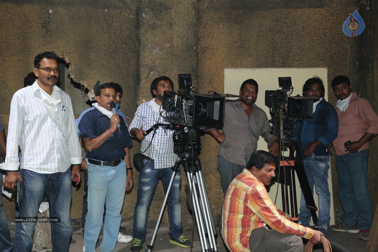 Anaganaga Oka Chitram Movie Stills - 17 / 30 photos