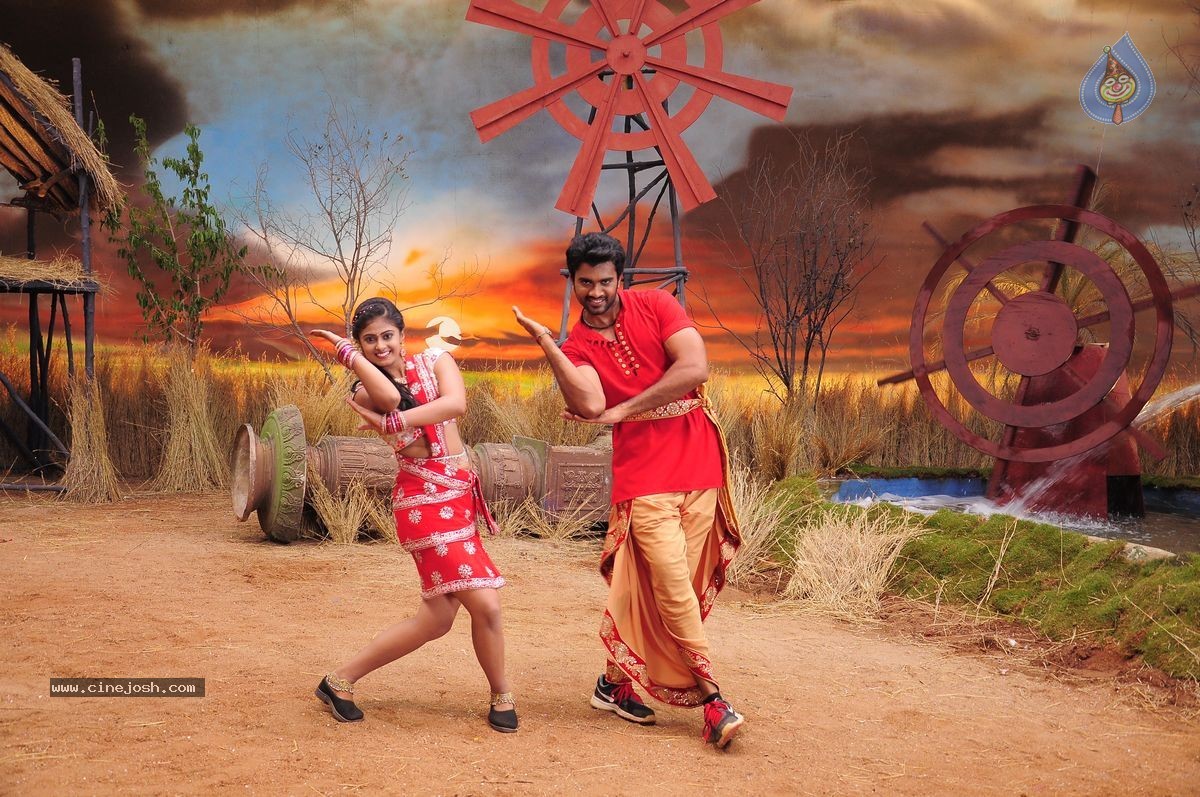 Anaganaga Oka Chitram Stills - 2 / 12 photos