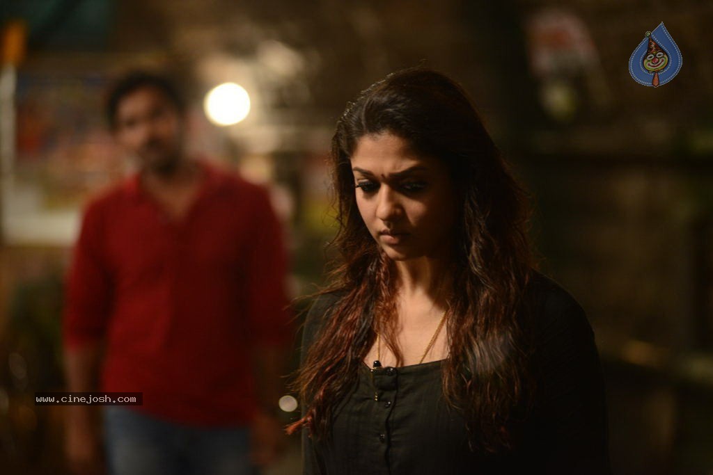 Anamika New Stills - 11 / 17 photos