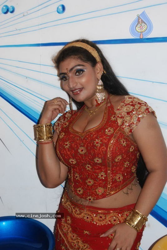 Anandha Thollai Tamil Movie Spicy Stills - 50 / 54 photos