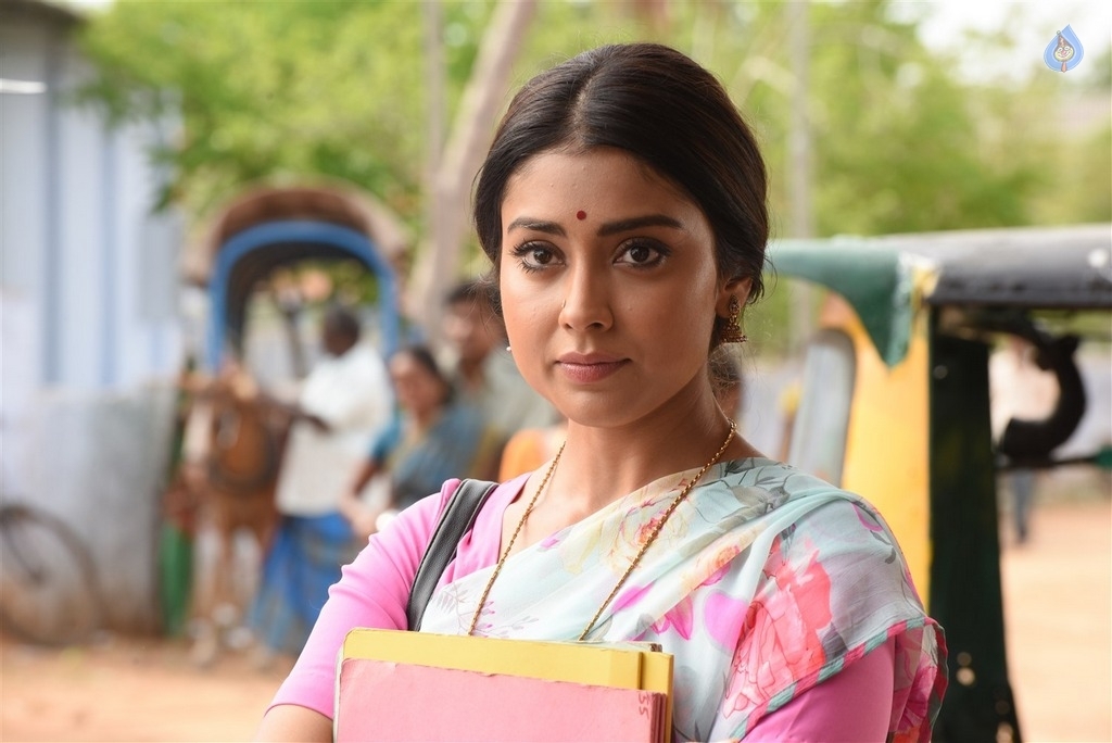 Anbanavan Asarathavan Adangathavan Tamil Film Photos - 2 / 28 photos