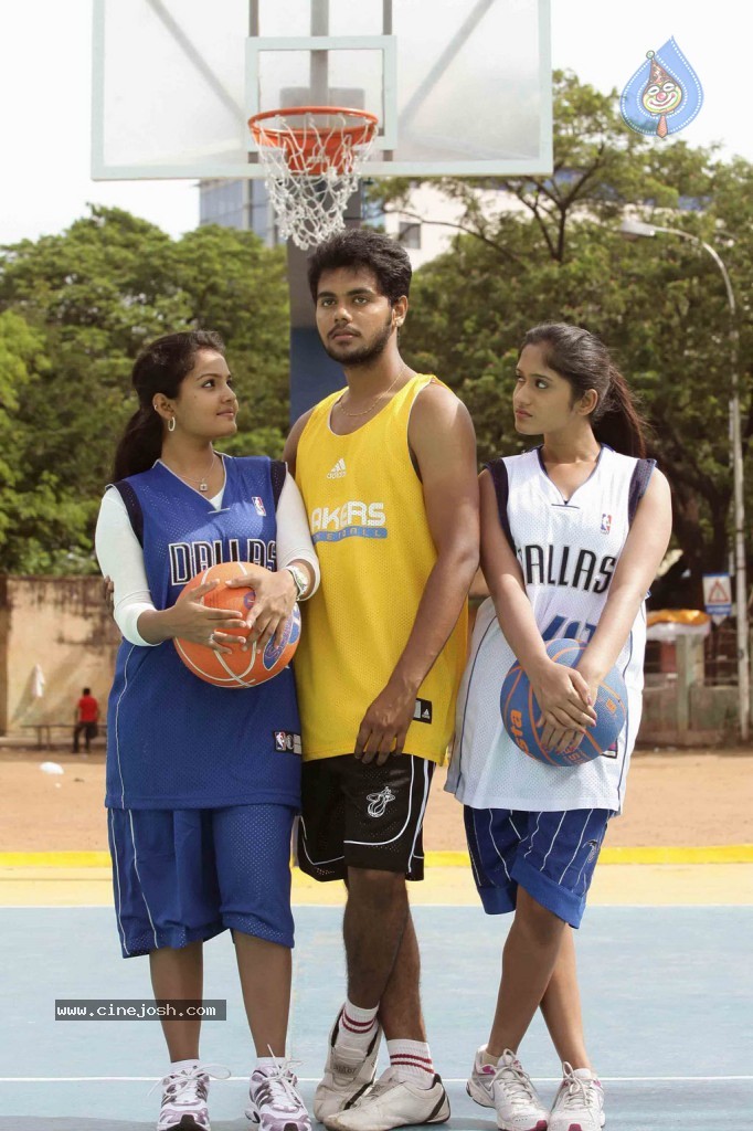 Anbha Azhaga Tamil Movie Stills - 20 / 26 photos