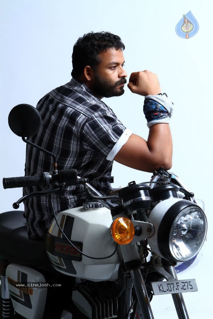 Anbula Kamal Movie Stills - 55 / 72 photos