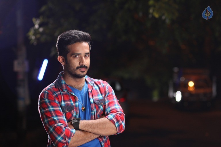 Anchor Ravi Stills in Idhi Maa Prema Katha Movie - 1 / 3 photos