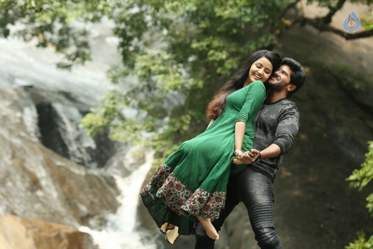 Andamaina Jeevitham Movie Photos - 5 / 17 photos