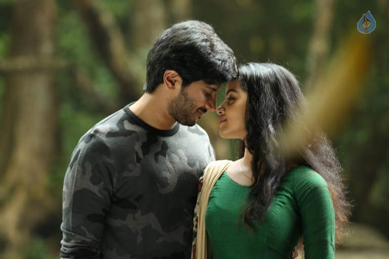Andamaina Jeevitham Movie Photos - 6 / 17 photos