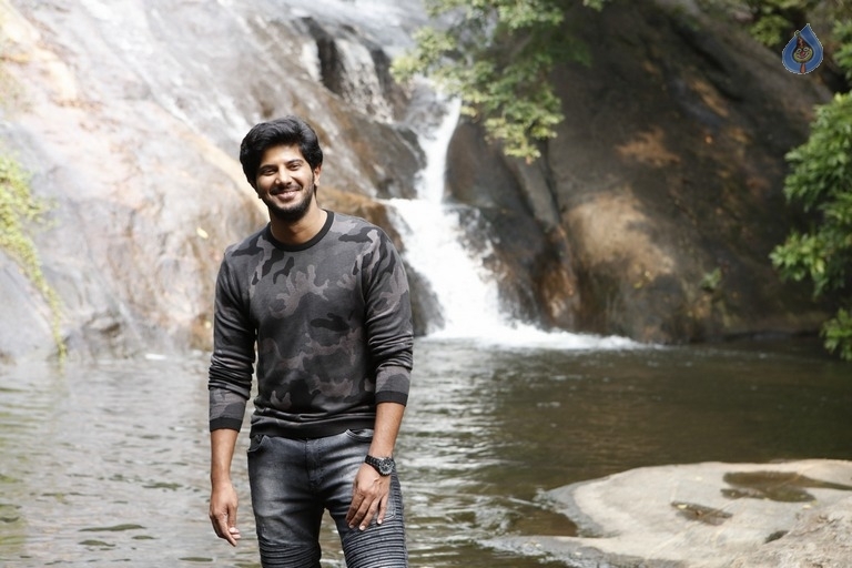 Andamaina Jeevitham Movie Photos - 15 / 17 photos