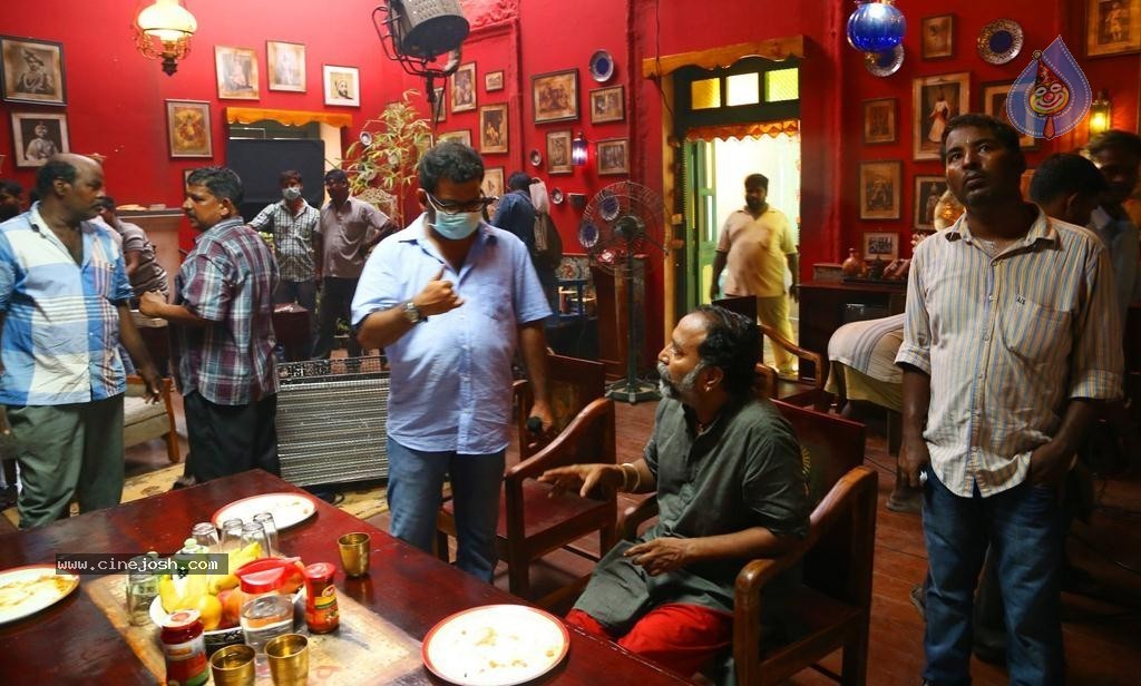 Andhra Mess Tamil Movie Stills - 22 / 56 photos