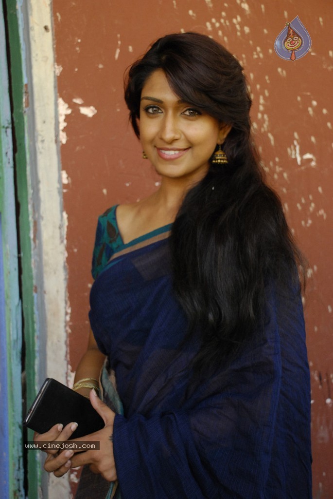 Andhra Mess Tamil Movie Stills - 30 / 56 photos