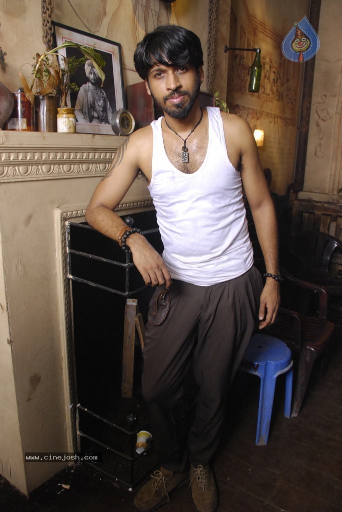 Andhra Mess Tamil Movie Stills - 39 / 56 photos