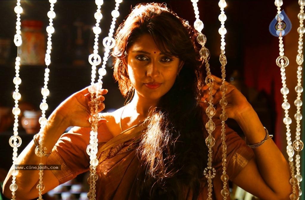 Andhra Mess Tamil Movie Stills - 54 / 56 photos