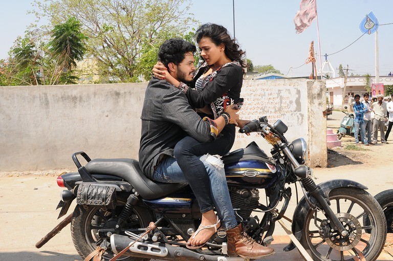 Angel Movie New Photos - 7 / 27 photos