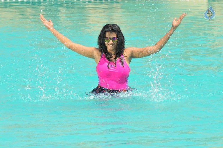 Angel Movie New Photos - 15 / 27 photos