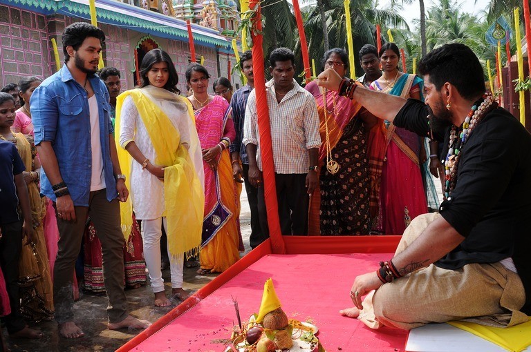 Angel Movie New Photos - 5 / 12 photos