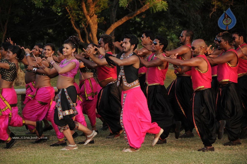 Angusam Tamil Movie Stills - 26 / 43 photos