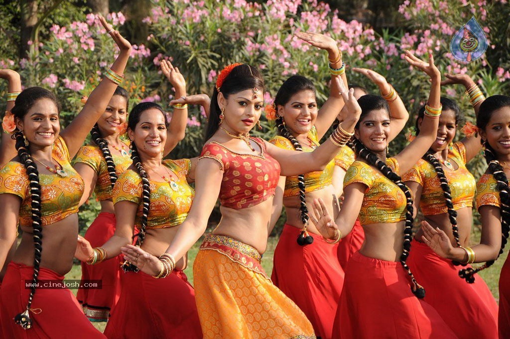 Angusam Tamil Movie Stills - 31 / 43 photos