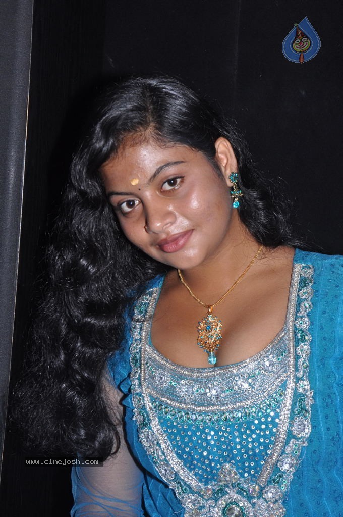 Anja Koottam Tamil Movie Stills - 14 / 41 photos