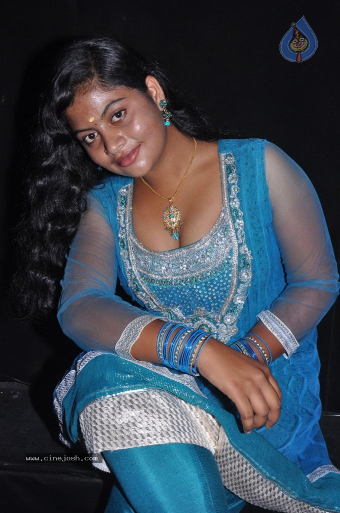 Anja Koottam Tamil Movie Stills - 32 / 41 photos