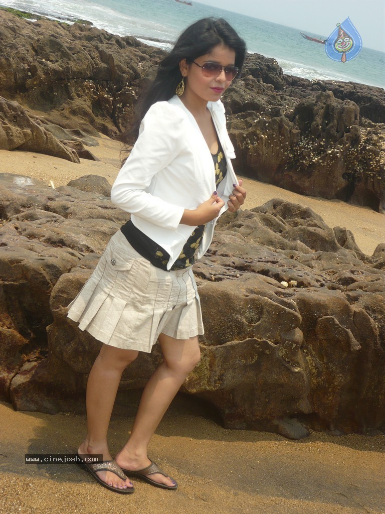 Antha Akkade Jarigindi Movie Stills - 6 / 13 photos