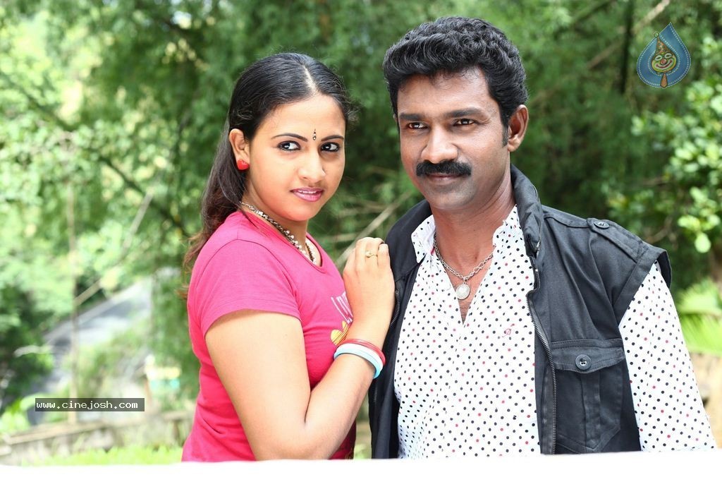 Antha Kuyil Neethana Tamil Movie Stills - 17 / 21 photos