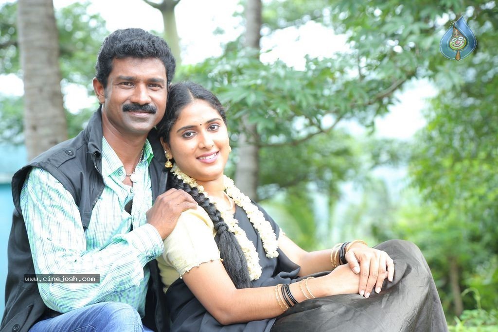 Antha Kuyil Neethana Tamil Movie Stills - 20 / 21 photos
