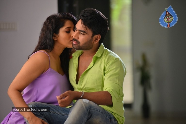 Anthaku Minchi Movie New Stills - 10 / 11 photos