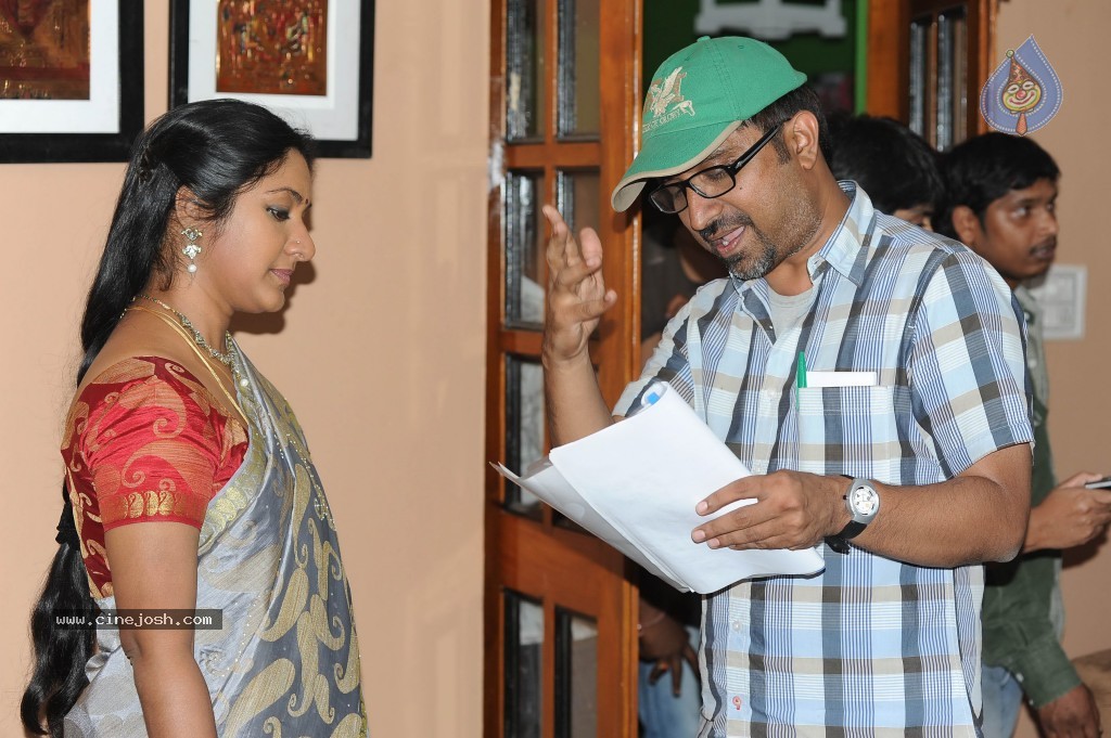 Anthaku Mundhu Aa Taruvatha Movie Stills - 3 / 38 photos