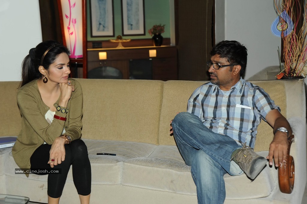 Anthaku Mundhu Aa Taruvatha Movie Stills - 26 / 38 photos