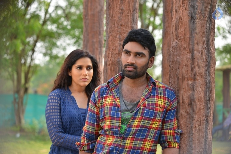 Anthakuminchi Movie Photos - 2 / 3 photos