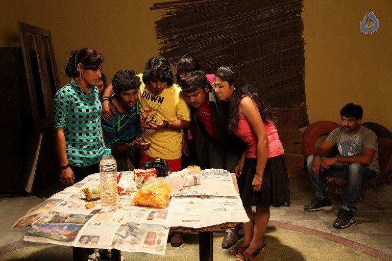 Anukoni O Katha Movie Stills - 8 / 13 photos