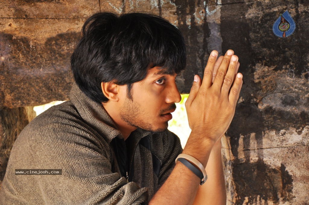 Anukunnadi Okati Ayinadi Okati Movie Stills - 21 / 68 photos