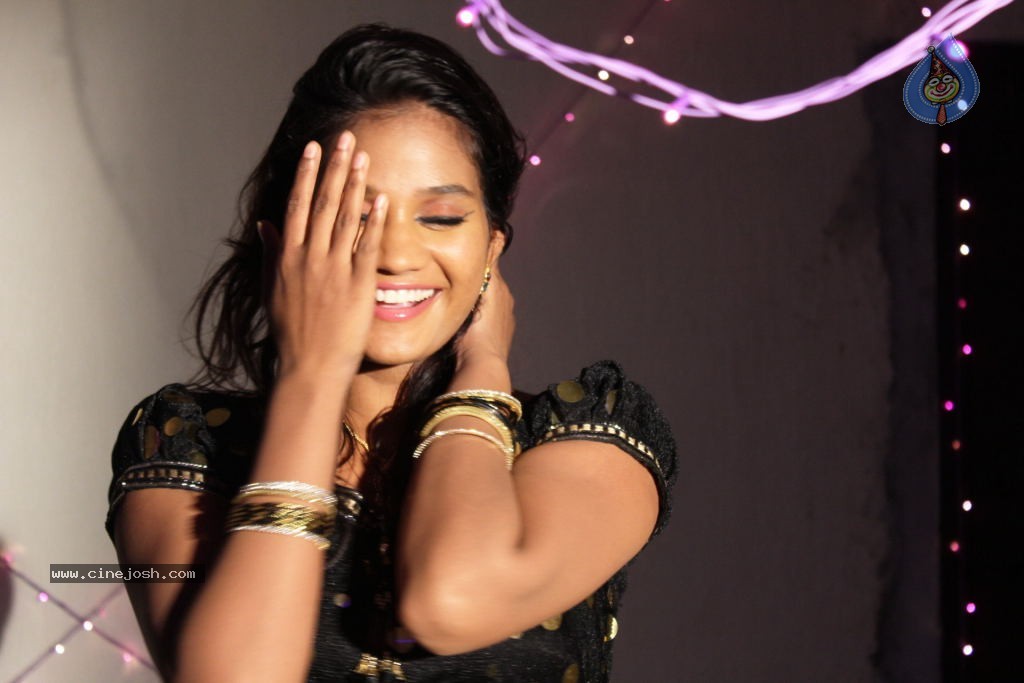 Anukunnadi Okati Ayinadi Okati Movie Stills - 42 / 68 photos