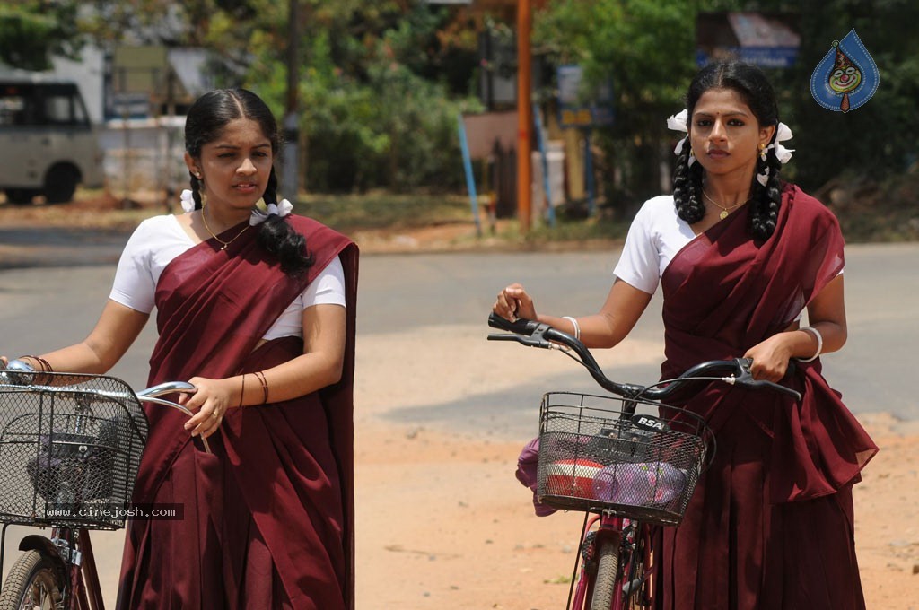 Apple Penney Tamil Movie Stills - 13 / 34 photos