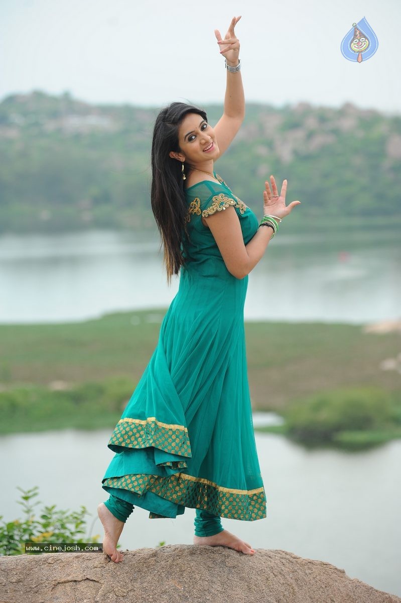 Appudala Eppudila Movie Stills - 53 / 80 photos