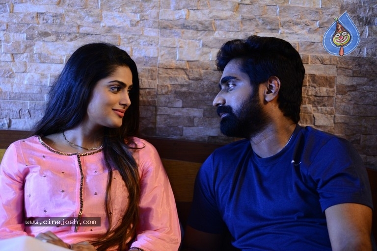 April 28 Em Jarigindi Movie Stills - 1 / 7 photos