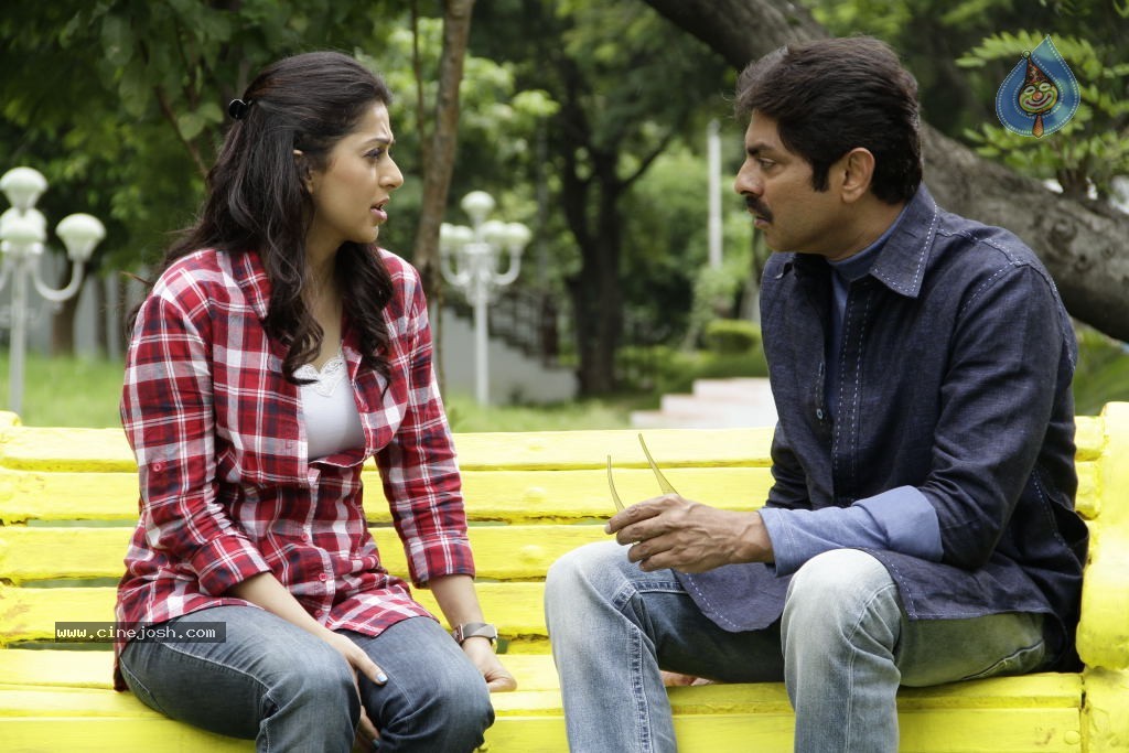 April Fool Movie Stills - 5 / 5 photos