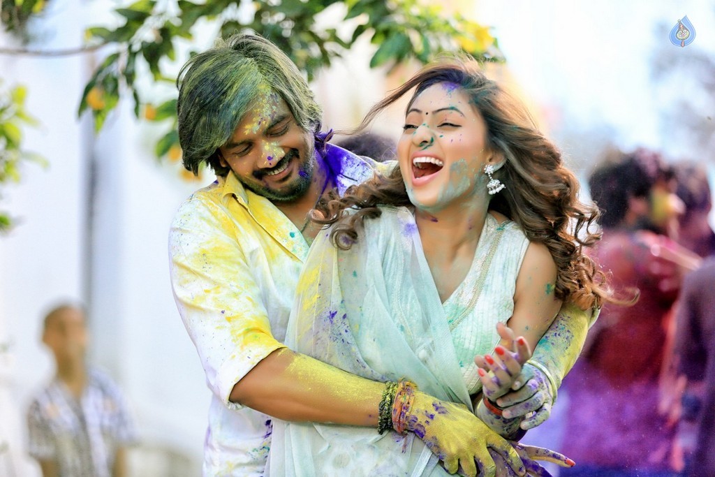 Araku Road Lo Movie New Stills - 26 / 28 photos